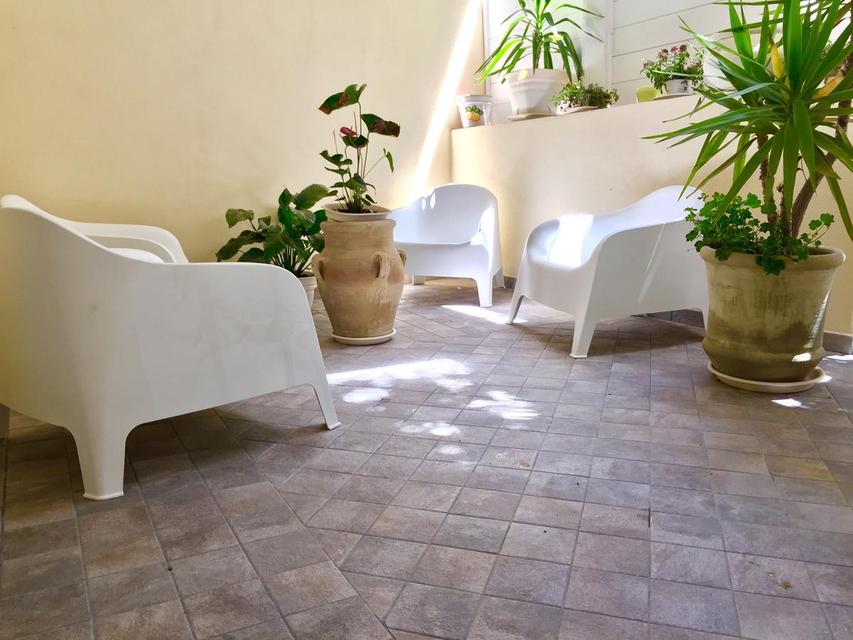 Bed and Breakfast Angioy 18 Сассари Экстерьер фото
